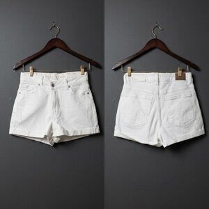 NWT American Eagle White Mom Shorts - Super High Rise - Size 2 / 26W ( small)